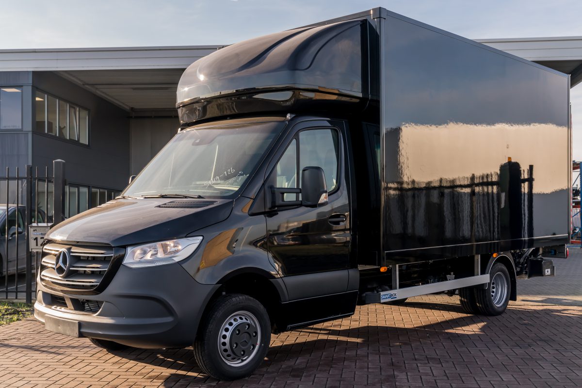 Ford Transit Gesloten Laadbak | Smartbox B.V.